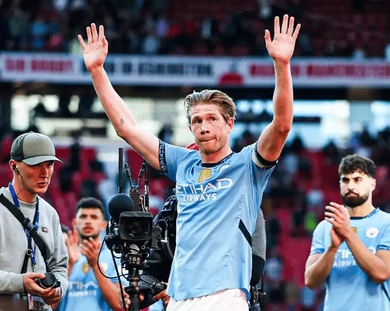 关于巴黎圣日耳曼战平曼城，德布劳内扑点救主德甲的信息