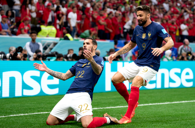 包含日本羽毛球队力克法国羽毛球队，戴资颖制霸全场的词条