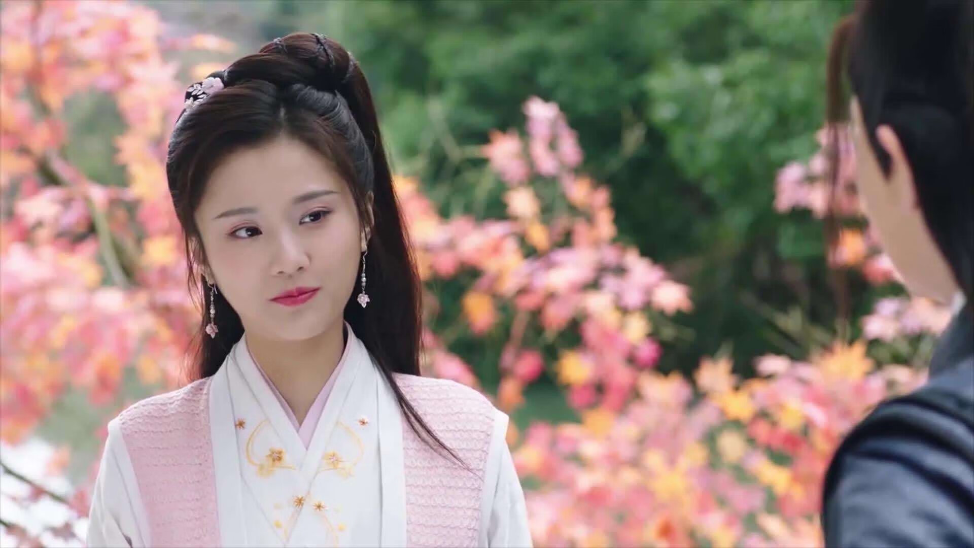 开云体育-世界的B面，当伊朗的手术刀切开傲慢，库尔图瓦筑起叹息之墙